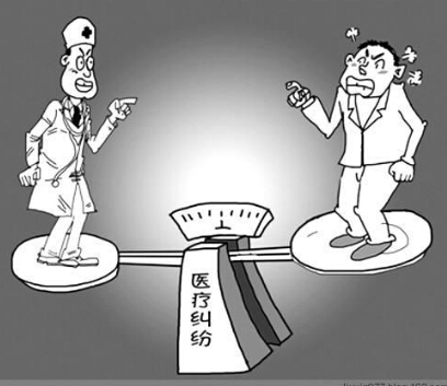 2018年患者因药物过敏致死 医院要承担全部责任？