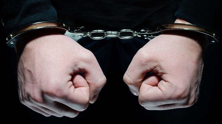 南通一毒贩庭审时跳窗逃跑 判决前逃跑的被告人应如何处理