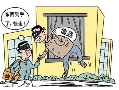 服务员调包顾客自带真茅台 构成盗窃罪还是诈骗罪？