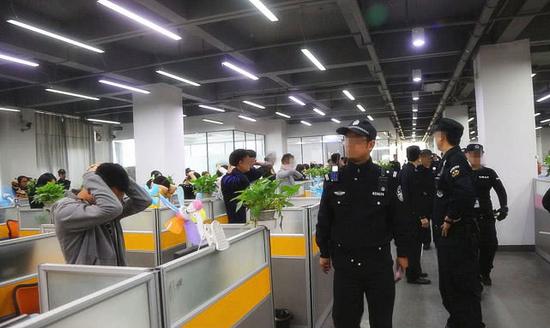 广州437人上班时被抓因公司实施诈骗 员工也要判刑吗