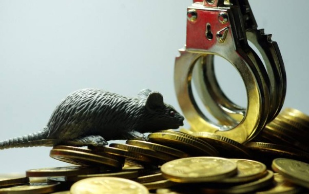 2018年利用未公开信息交易罪立案标准与量刑标准是什么?