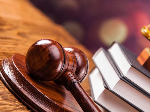 人事仲裁与劳动仲裁的区别是什么？申请劳动仲裁的条件有哪些？