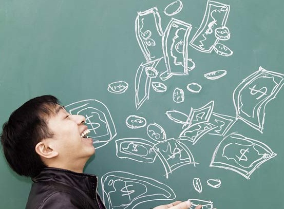 银行女员工挪用1亿多买下10多套房产 侵占罪如何处罚？