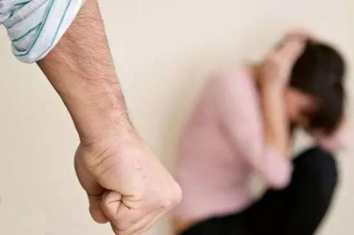 2019年遭遇家暴怎么办？离婚要什么证据？