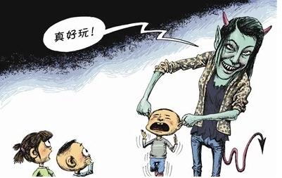 保姆殴打两岁男童 保姆行为是否构成虐待罪？