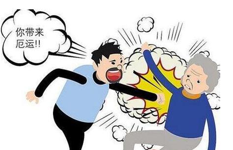 女儿未婚遭亲妈打 父母打孩子致轻伤要坐牢吗？