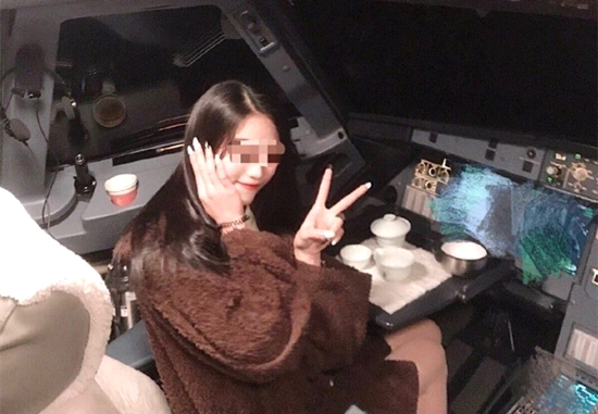 网红进飞行客机舱 进入飞机驾驶舱人员有哪些限制？
