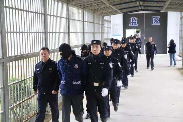 2020年公安怎么认定黑社会行为?黑社会性质有组织犯罪的构成要件有哪些?