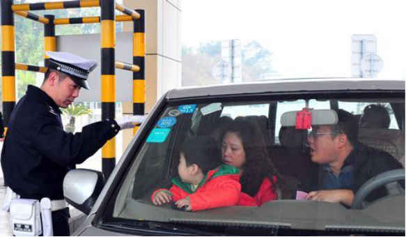 2020年儿童能坐副驾驶吗？儿童坐副驾驶怎么处罚规定？