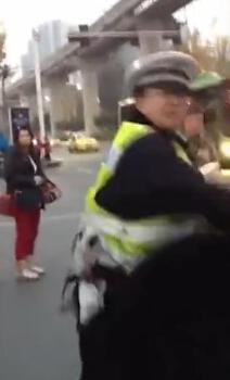 警察打人犯法吗?警察打人怎么处罚?