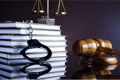 行政许可的实施主体主要有哪些？行政许可的实施程序是什么？