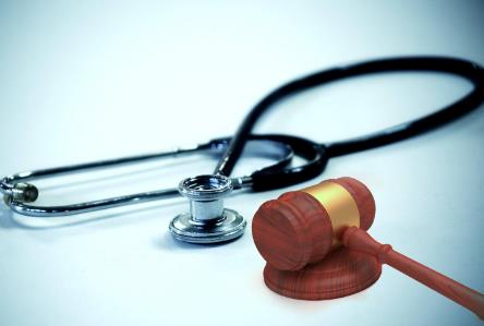 官方通报老人被狗绳绊倒后身亡 刑事责任如何认定？