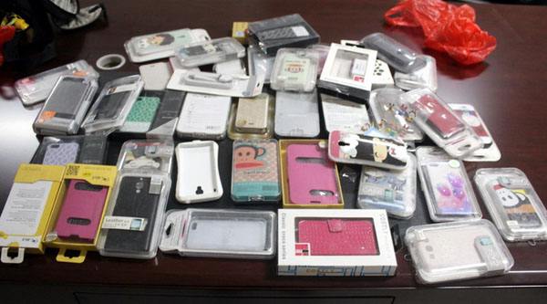 不知道是赃物出售了会坐牢吗？赃物赃款一般是怎么处理的？