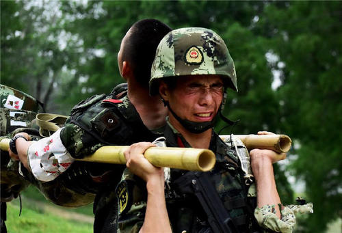 战时自伤罪构成要件有哪些？战时自伤罪立案标准是什么？