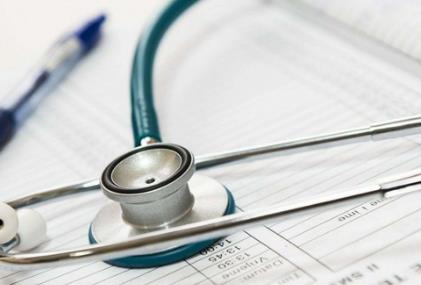 1岁男童打点滴后死亡 怎样进行医疗事故认定?