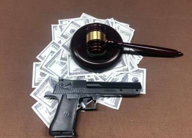 被逼写性行为检讨女孩母亲发声 侮辱罪怎么判刑