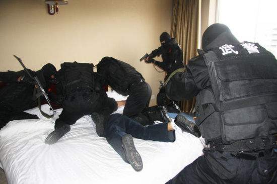 逮捕的期限是多少天？公安机关逮捕的流程是怎样？