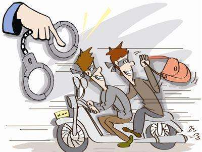 抢劫罪与抢夺罪有什么区别？携带凶器抢夺是否一律转化为抢劫罪？