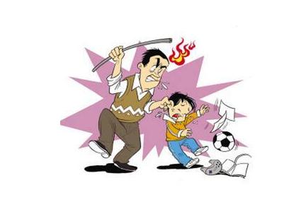 女子赶火车将女儿塞进行李箱 父母虐待孩子怎么处罚？