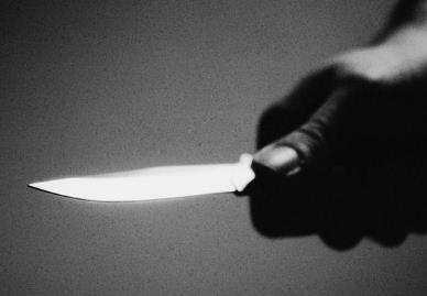 上海警方通报女子写字楼持刀伤人 持刀伤人案件怎么处理？