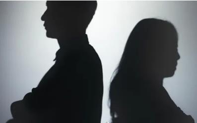 上海警方抓69名情感挽回大师 网络团伙诈骗怎么判刑？