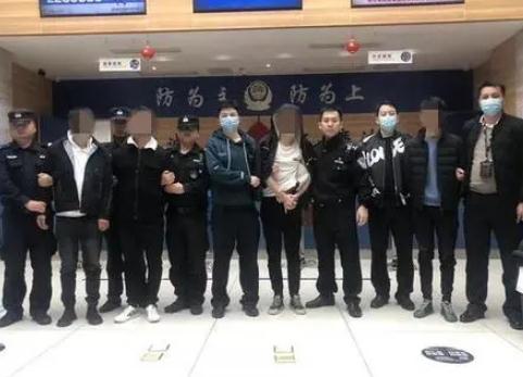 法定团伙犯罪案件怎么处理？关于团伙犯罪怎么认定？