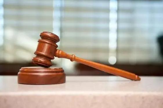 仲裁费用一般要多少钱？法定仲裁费用由谁出？