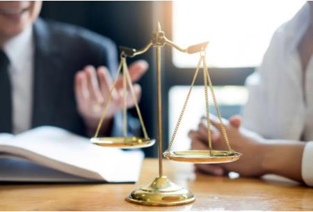 仲裁费用一般要多少钱?仲裁费用由谁承担?