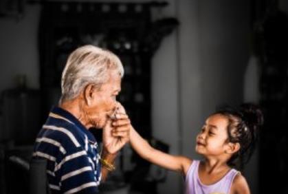 2022年收养孤儿需要什么条件和手续?