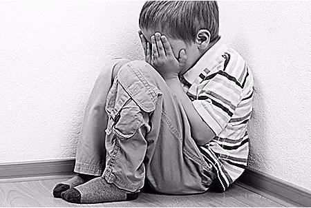 2022年父母虐待儿童犯法吗?虐待儿童如何处罚?