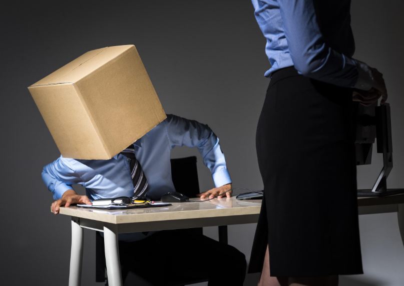 性骚扰行为如何认定?2022性骚扰怎样处罚?