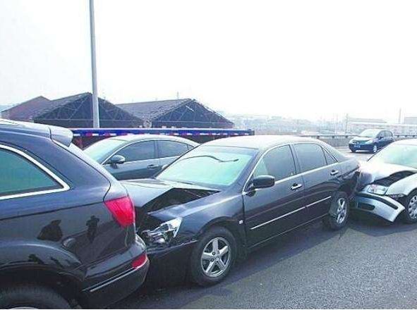 追尾一定是后车全责吗?2022追尾对方全责怎么索赔?