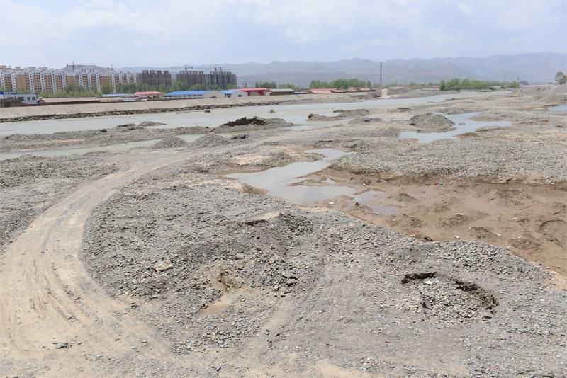 非法挖沙打什么电话举报?2022非法挖沙的立案标准