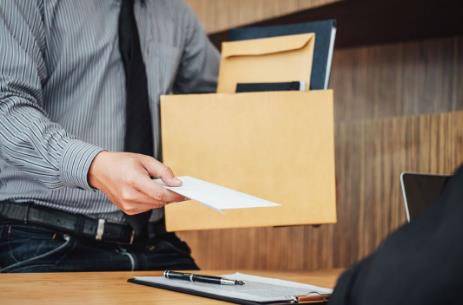 十年以上工龄不得辞退?什么情况下可以合法辞退员工?