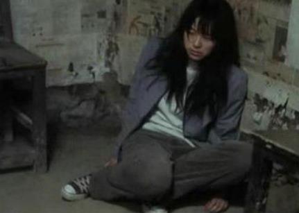 央媒评8孩事件 拐卖妇女判刑多少年