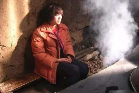 央媒评8孩事件 拐卖妇女判刑多少年