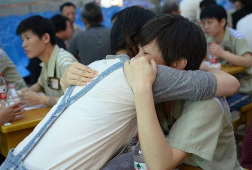 判决书下来多久送监狱?2022监狱服刑时间怎么算?