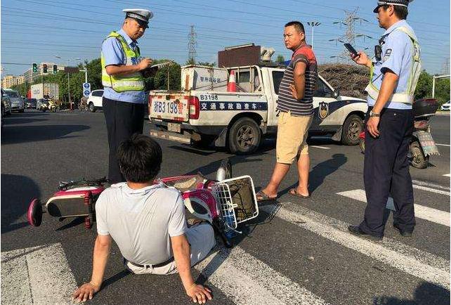 车祸对方全责怎么要钱?交通事故对方全责怎么起诉?