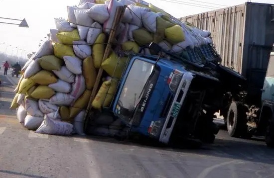 货车超载怎么处罚2022?超载的货物怎么处理？