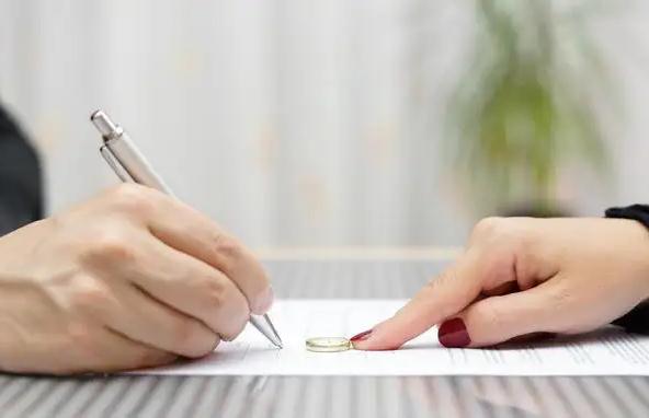 二婚再次离婚怎么处理?再婚夫妻离婚财产怎么分割?