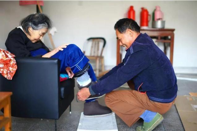 赡养老人一个和二个一样吗怎么证明赡养过老人