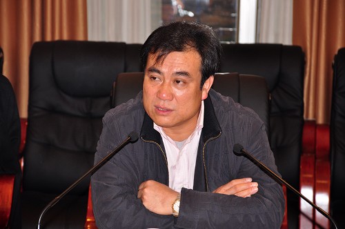 市委常委,政法委书记易春阳