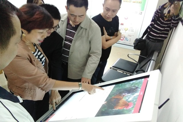 罗琼华副局长到射洪县调研农村社区建设工作