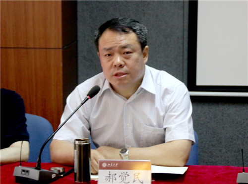 省司法厅党委委员,政治部主任郝觉民出席开班仪式并讲话本网讯 在省