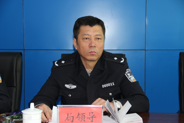 刘一凡书记在全市"两会"期间开门接访