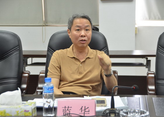 蓝华副市长,谢焱冰副局长到蓬江公安分局调研督导