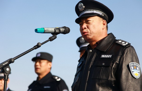 代青局长对全体学员加入喀什公安队伍表示热烈欢迎和祝贺,并提出了