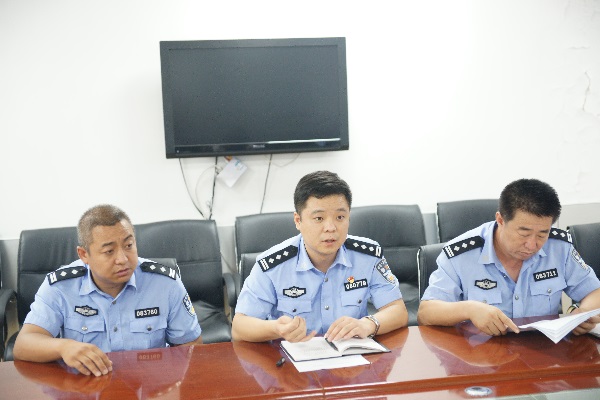 市局副局长卢鹏翔等人深入永和县公安局督导检查"三大战役"等重点工作