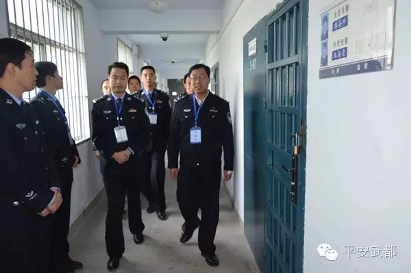 甘肃省公安厅副厅长李晓林一行督导检查武都区看守所现场会筹备工作