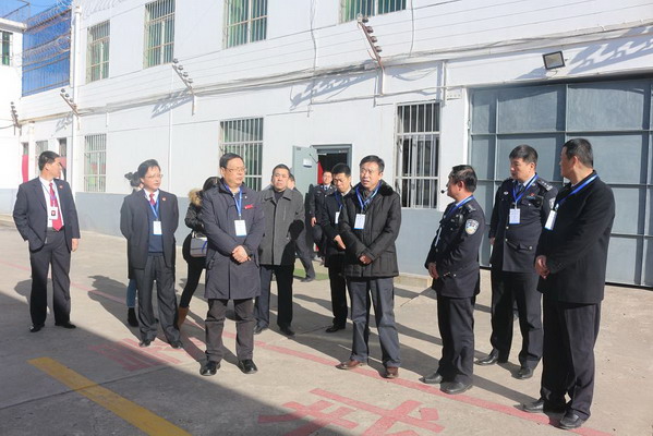 市委副秘书长路浩,市检察院党组书记检察长殷军,市政法委副书记郭喜平